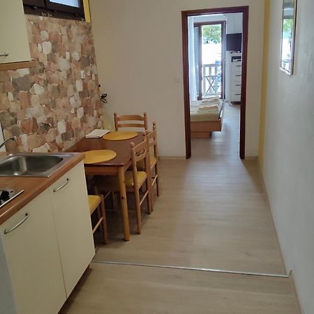 Apartmani Dea Jadranovo Eksteriør billede