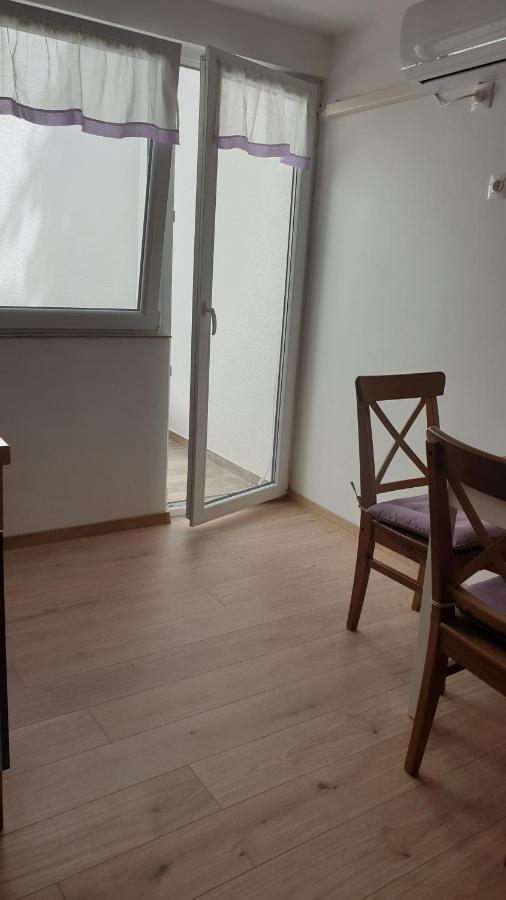 Apartmani Dea Jadranovo Eksteriør billede