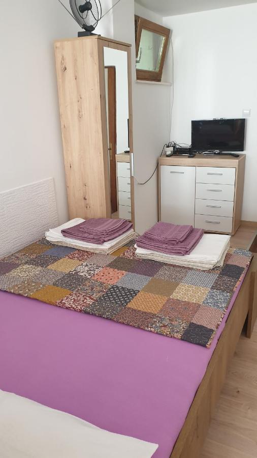Apartmani Dea Jadranovo Eksteriør billede